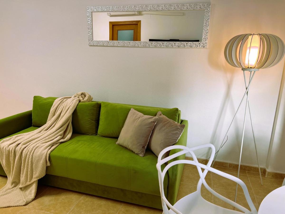 Holiday Suite Fragata Torrevieja Eksteriør billede