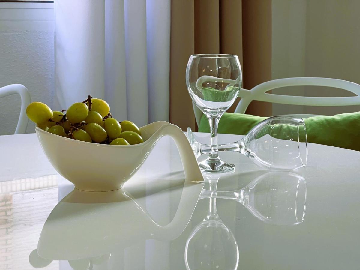 Holiday Suite Fragata Torrevieja Eksteriør billede