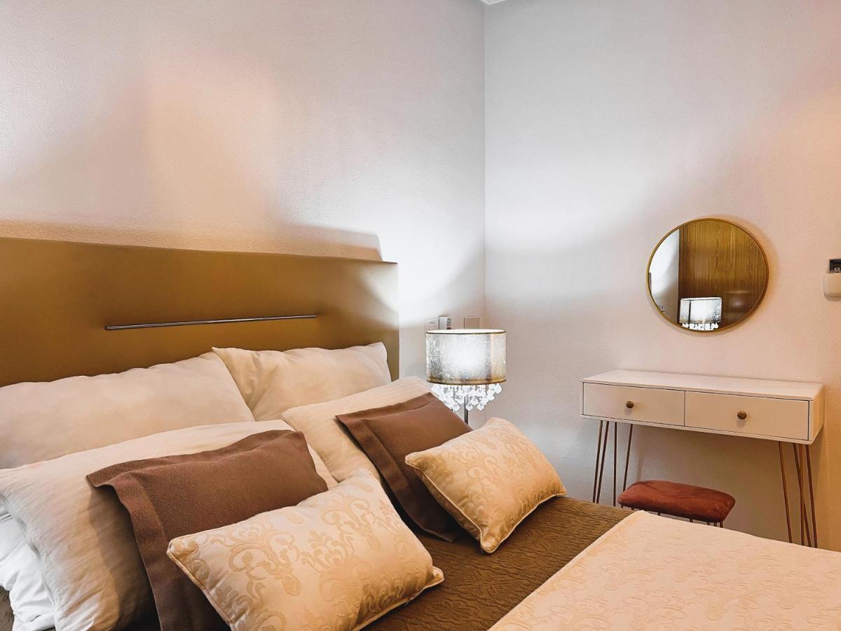 Holiday Suite Fragata Torrevieja Eksteriør billede