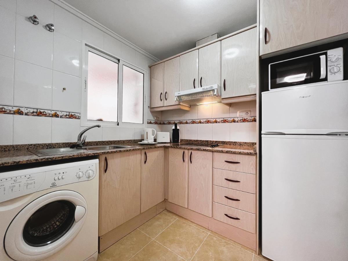 Holiday Suite Fragata Torrevieja Eksteriør billede