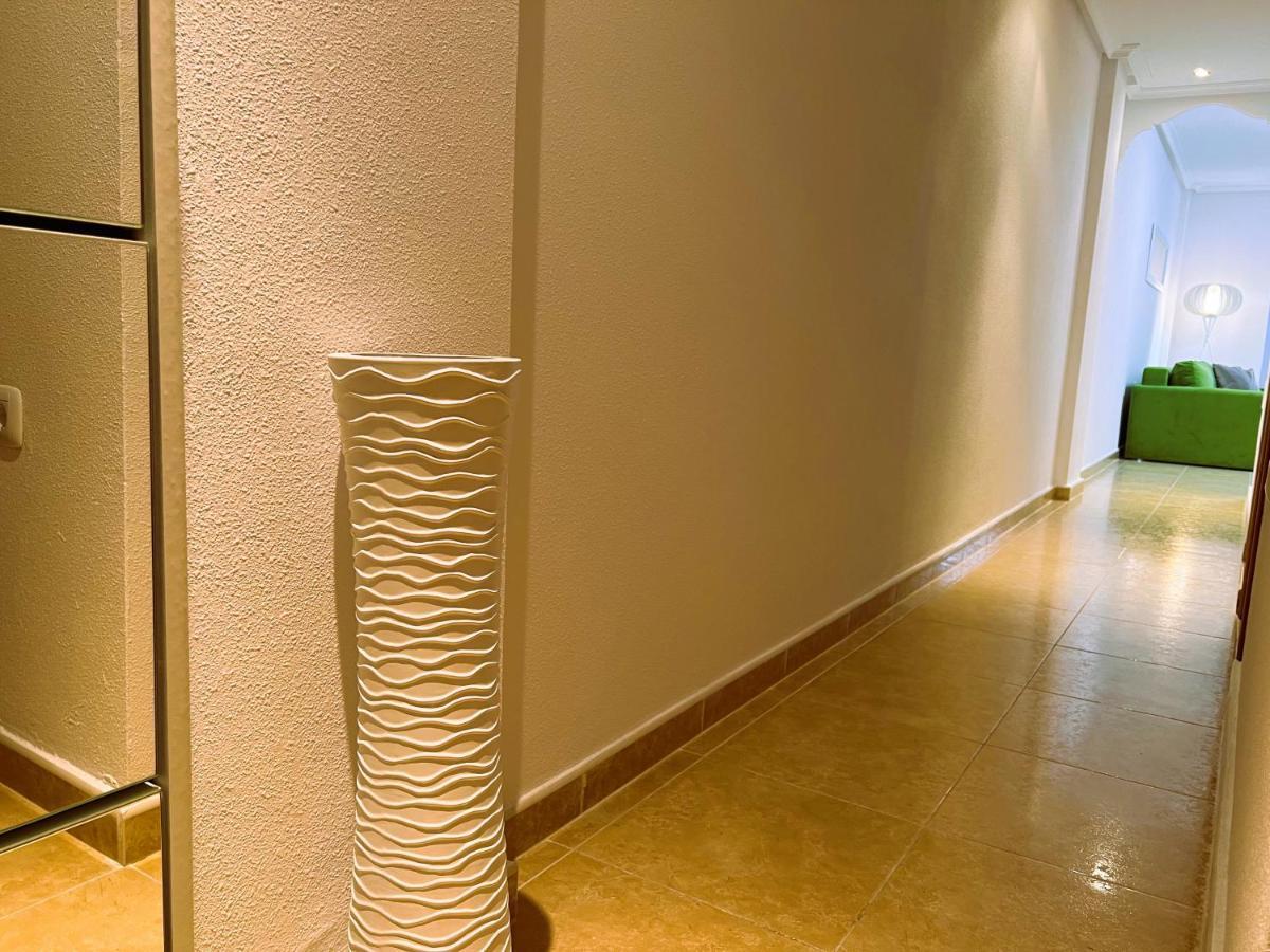 Holiday Suite Fragata Torrevieja Eksteriør billede