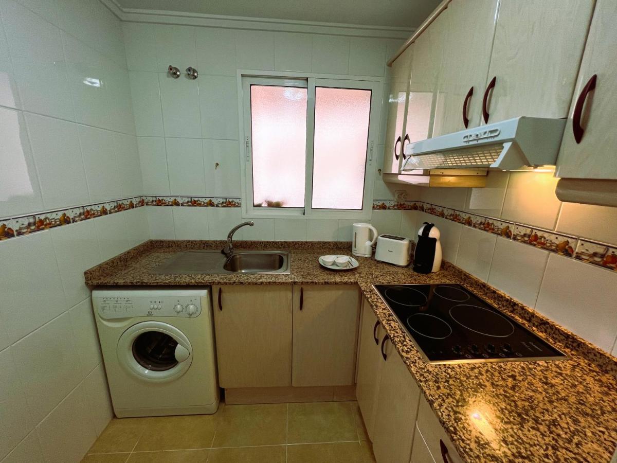 Holiday Suite Fragata Torrevieja Eksteriør billede
