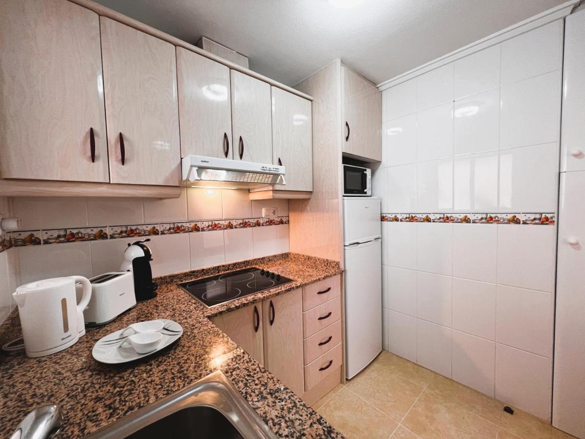 Holiday Suite Fragata Torrevieja Eksteriør billede