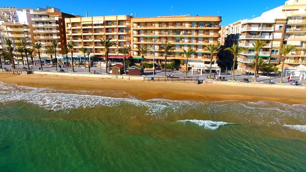 Holiday Suite Fragata Torrevieja Eksteriør billede